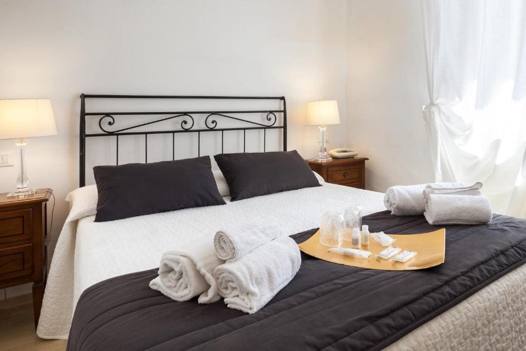Superior Double Room room - Image 1