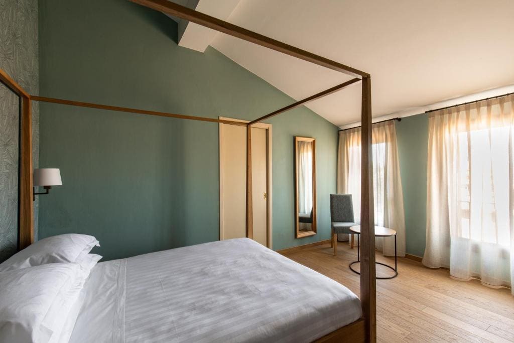 Superior Double Room room - Image 1