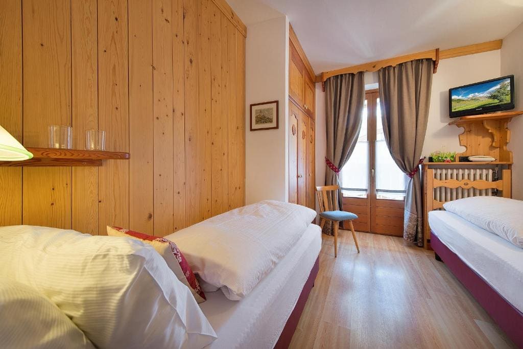 Quadruple Room room - Image 2