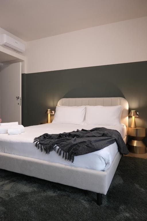 Double Room with Mountain View room - Image 1
