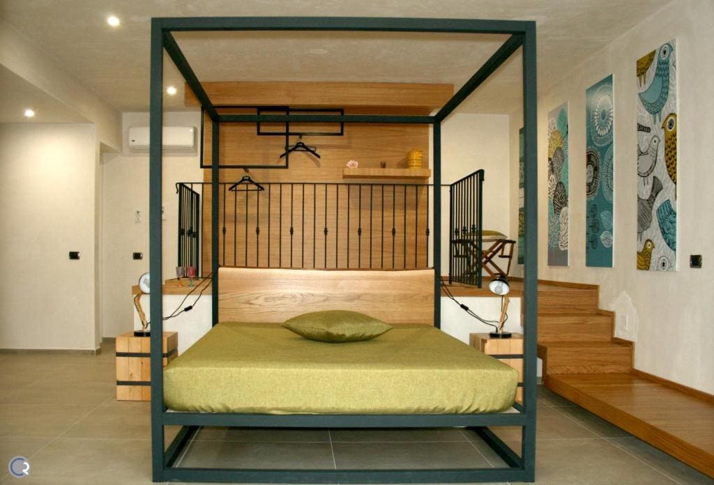 Suite with Sea View room - Image 2