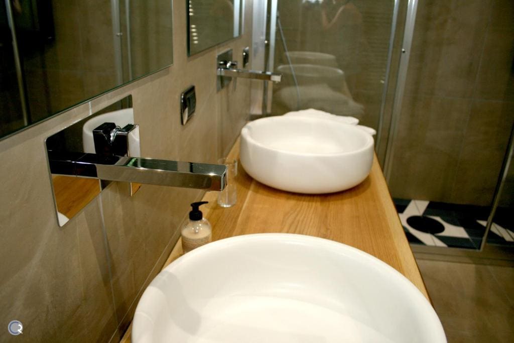Suite with Sea View room - Image 1
