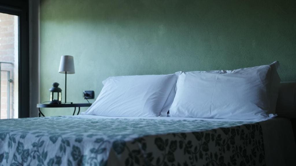 Double or Twin Room with Garden View room - Image 3