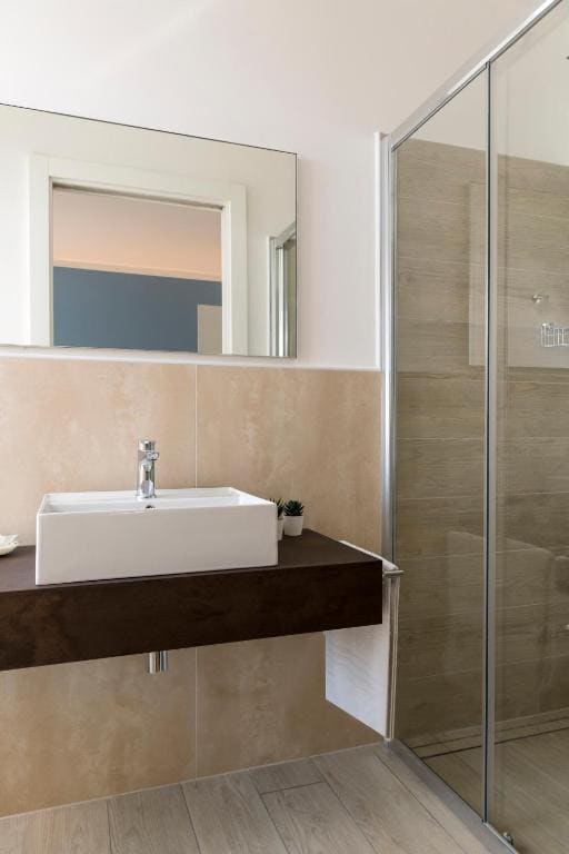 Deluxe Triple Room with Sea View room - Image 1