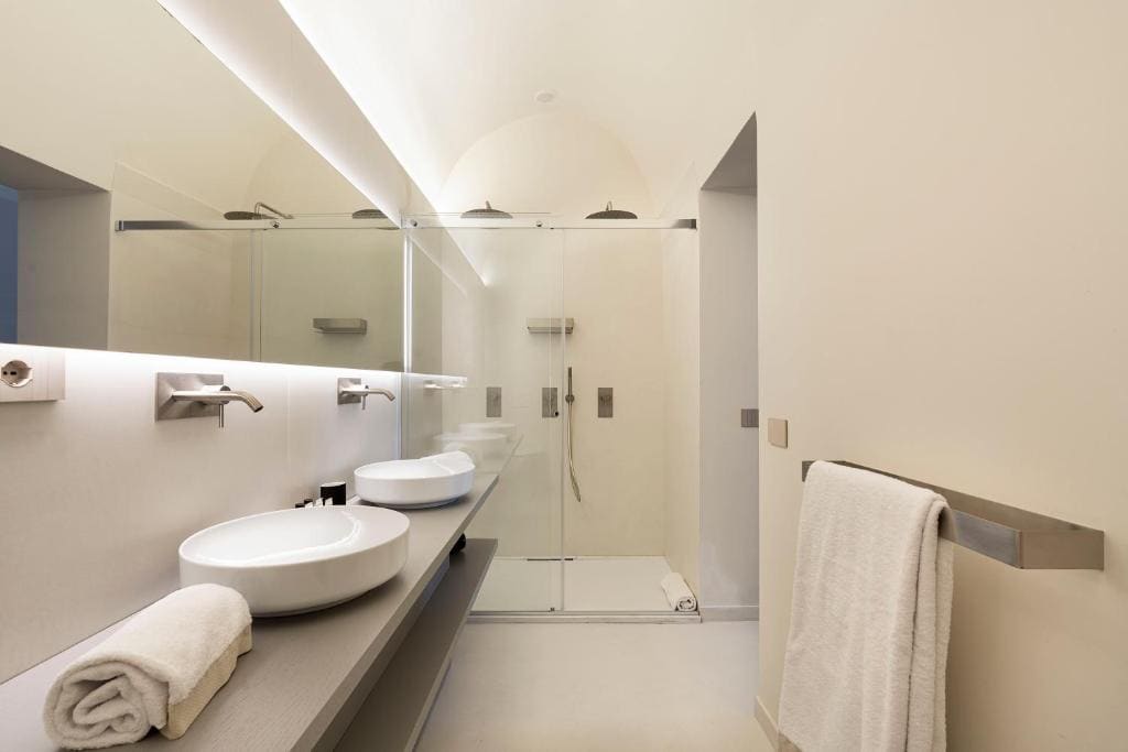 Superior Double Room Plus room - Image 1