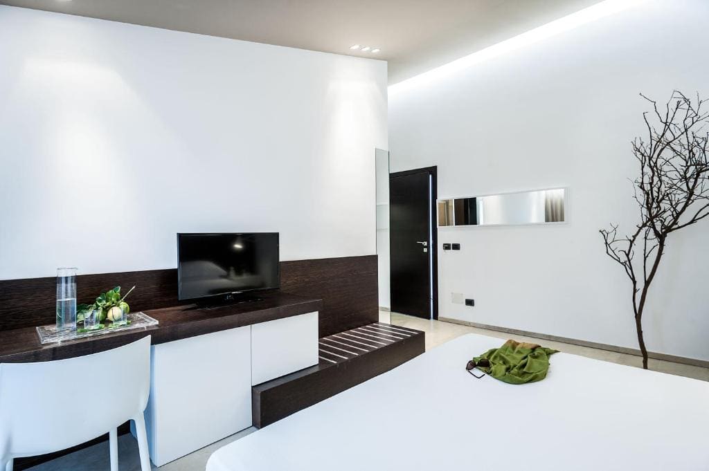 Superior Double or Twin Room room - Image 3