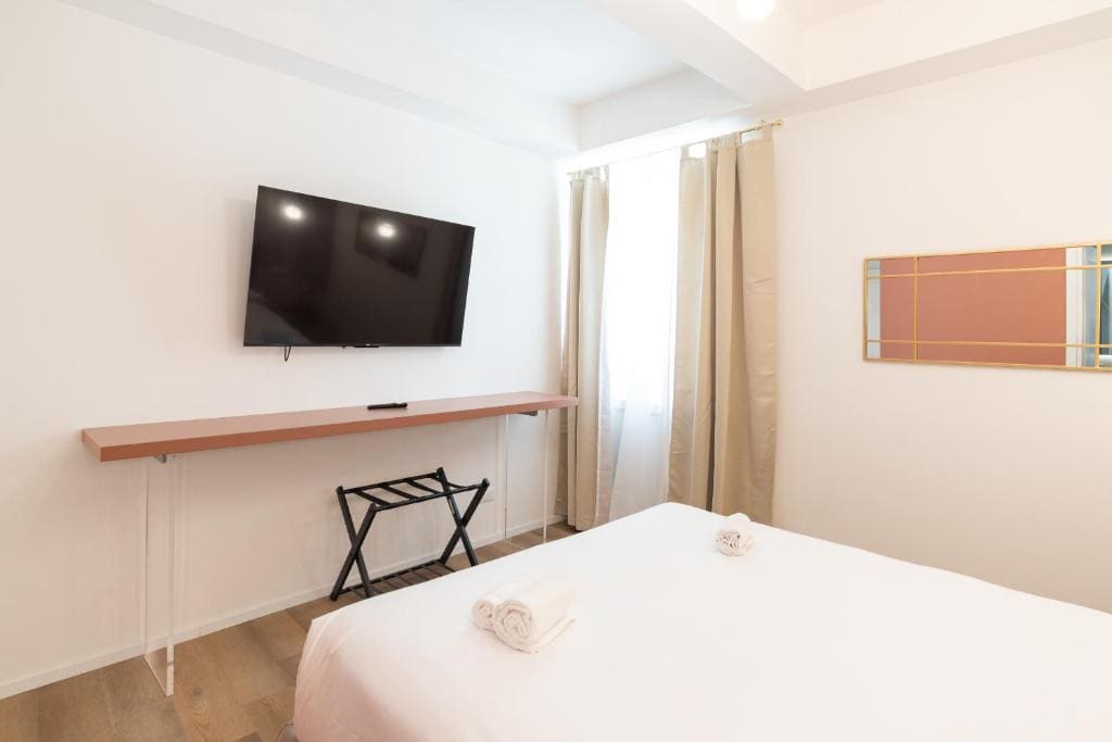 Superior Double Room room - Image 1
