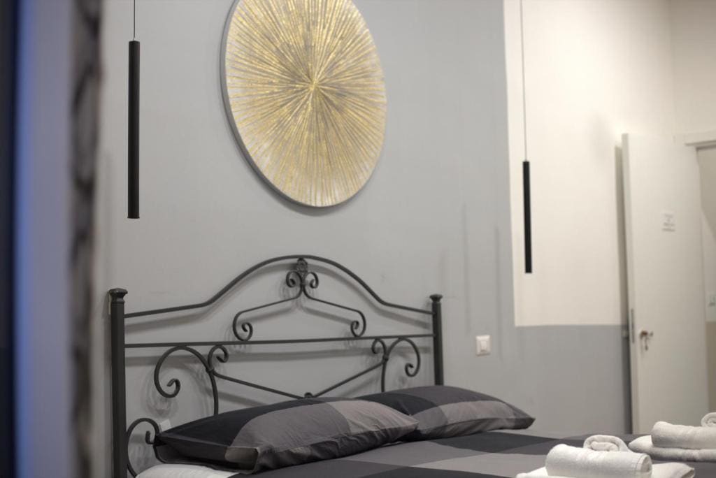 King Room with Balcony room - Image 2