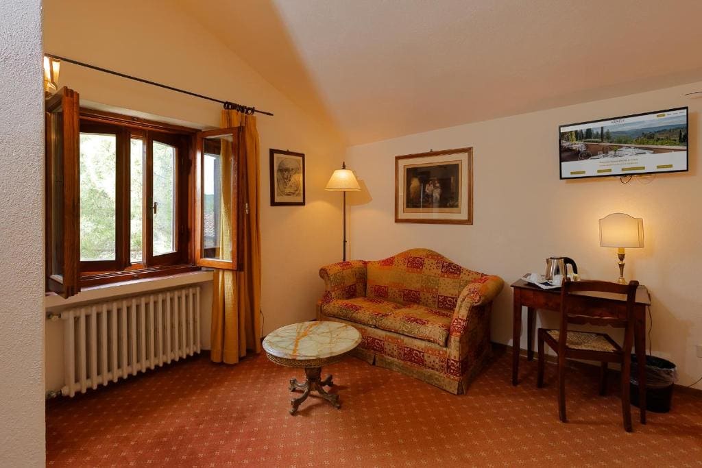 Deluxe Double Room - Dependance room - Image 3