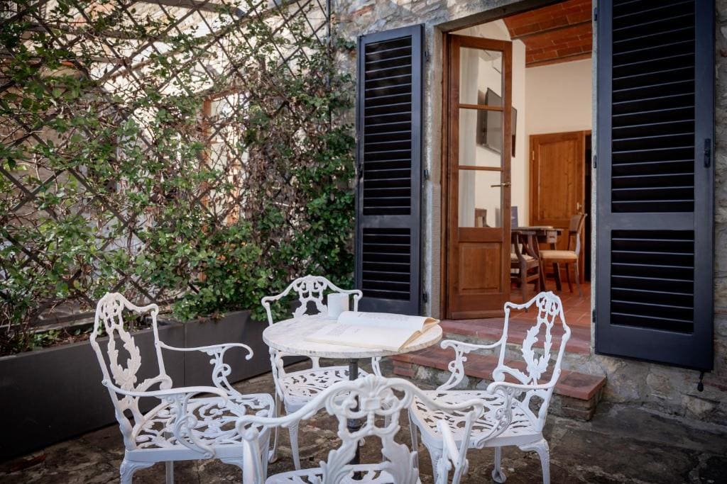 Deluxe Room with Private Garden room - Image 3