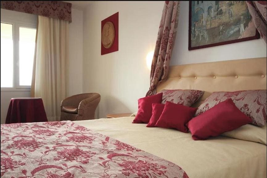 Budget Double Room room - Image 1