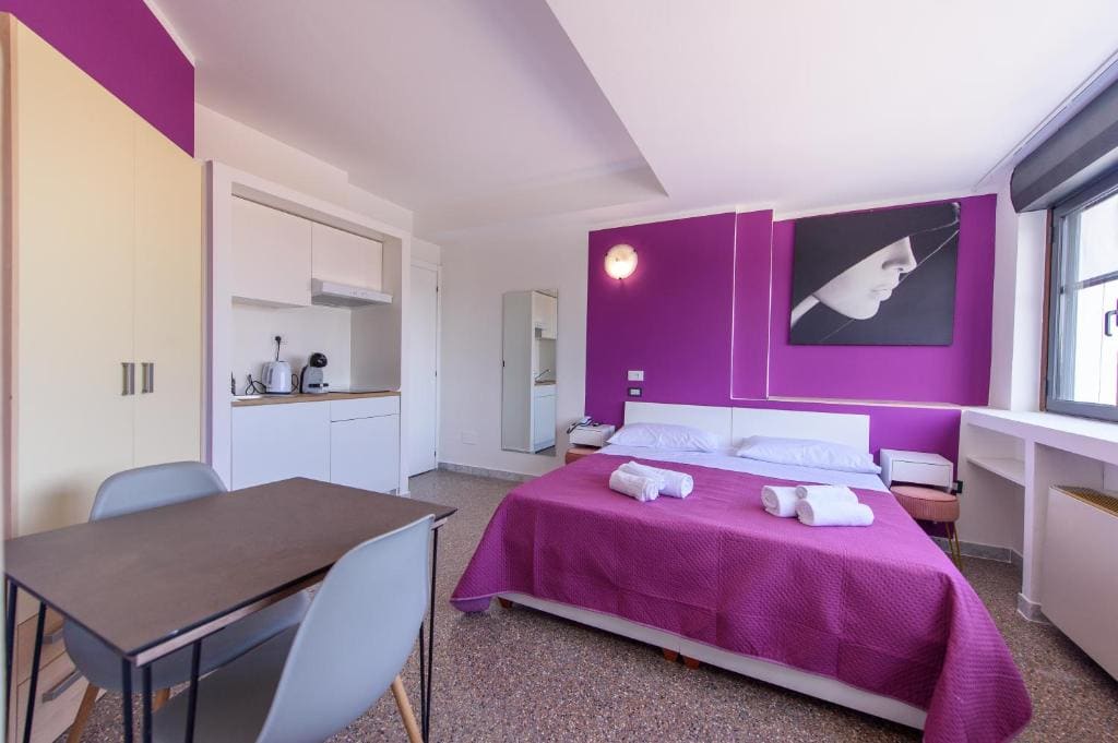 Deluxe Double Room room - Image 3
