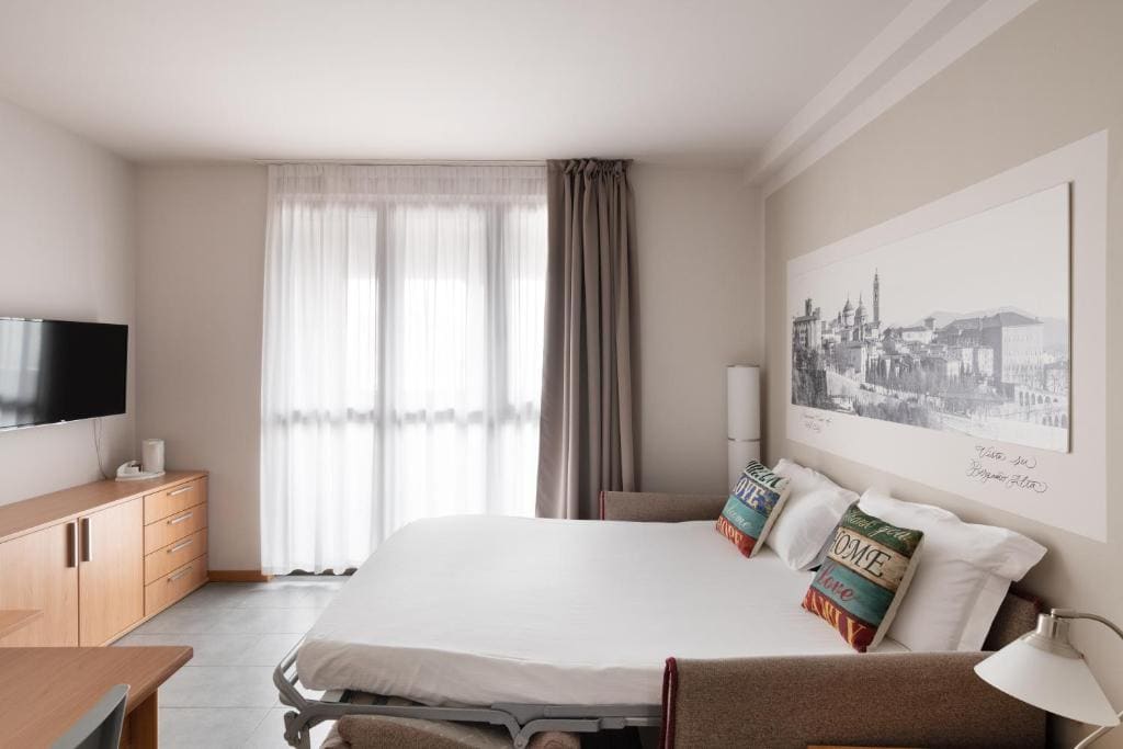 Comfort Triple Room room - Image 1