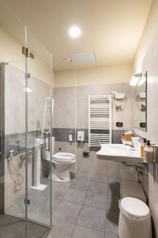 Comfort Triple Room room - Image 2
