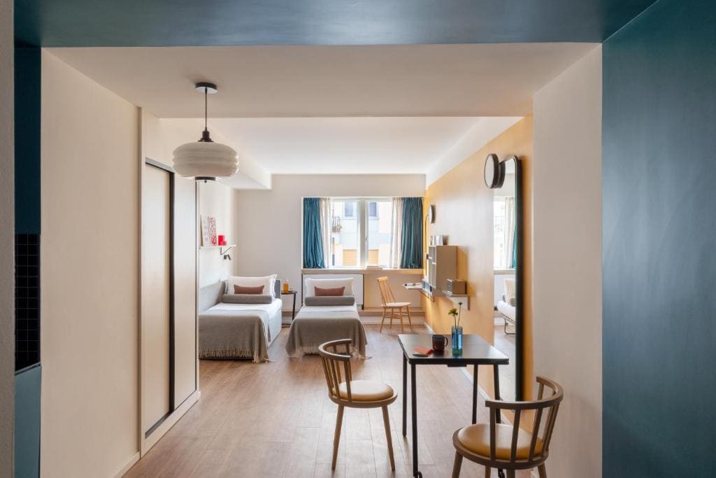 Two-Bedroom Apartment room - Image 1