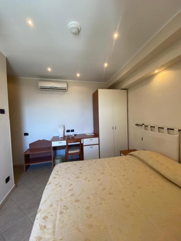 Economy Double Room - Annex room - Image 2