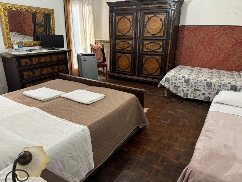 Quadruple Room with Terrace room - Image 2