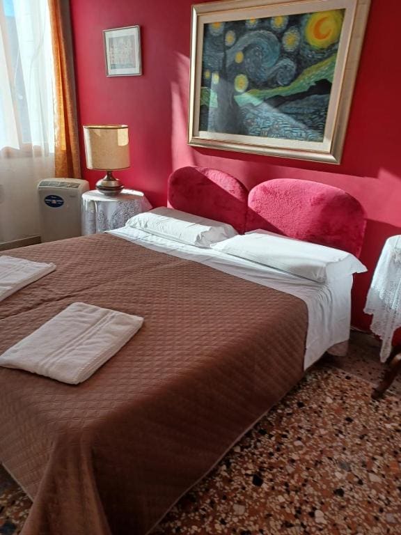 Superior Triple Room with Sea View room - Image 2