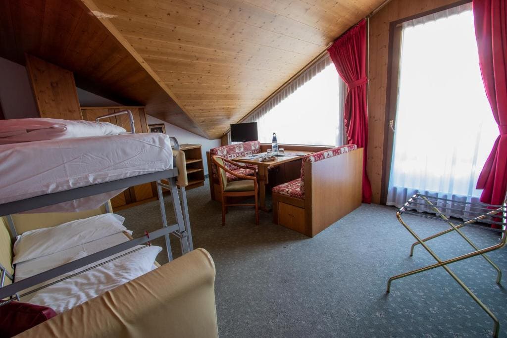 Quadruple Room room - Image 3