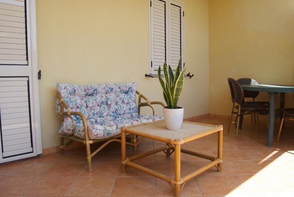 One-Bedroom Apartment room - Image 2