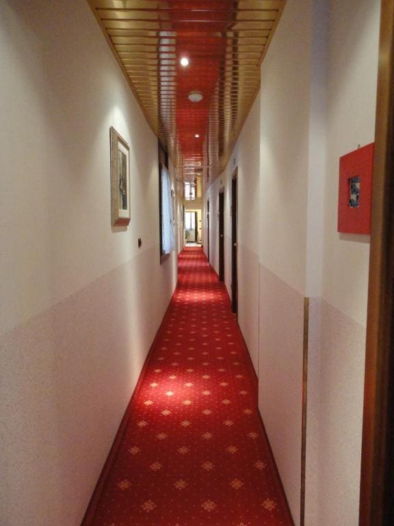 Double or Twin Room room - Image 3