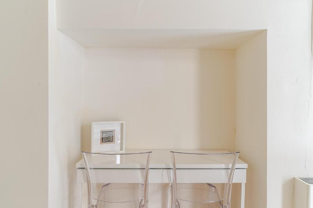 Double Room with Extra Bed room - Image 2