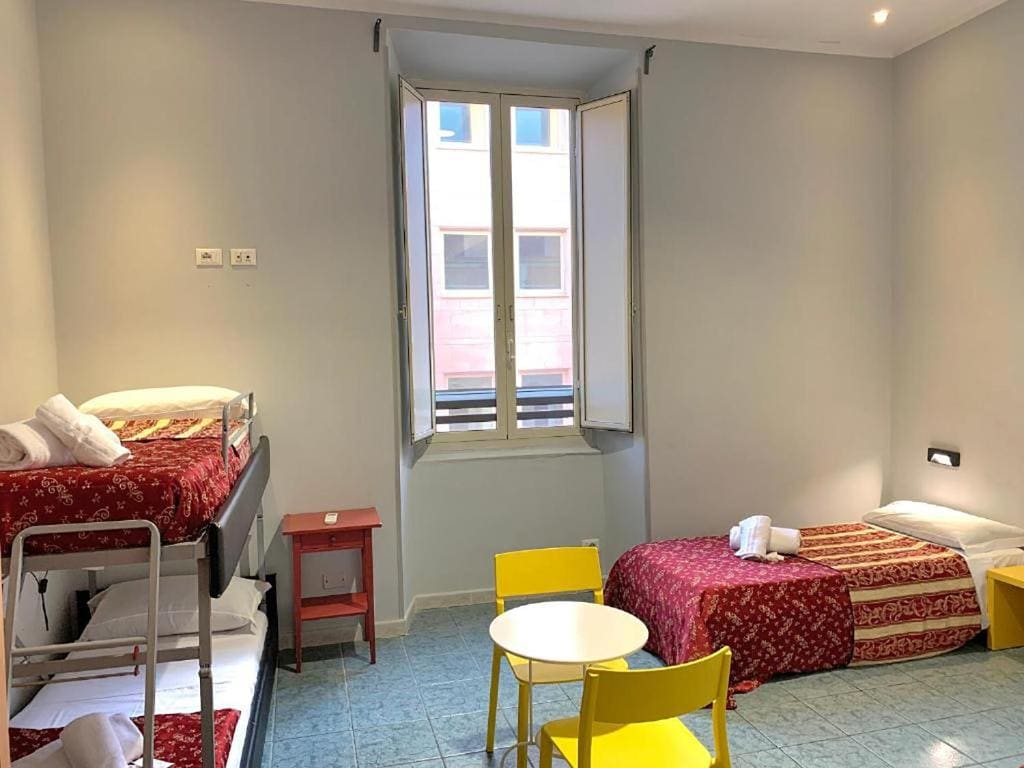 Comfort Quadruple Room room - Image 1