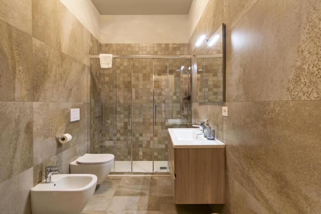 Family Room room - Image 3