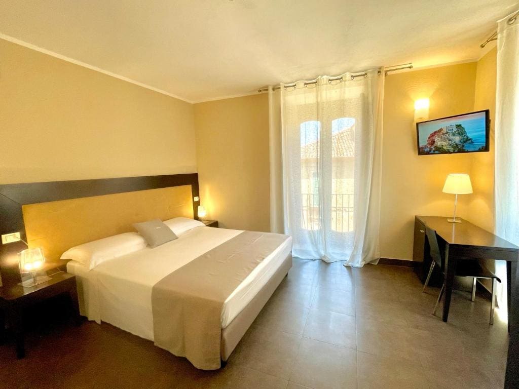 Suite room - Image 3