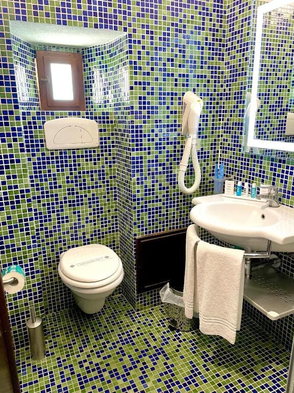Suite room - Image 2