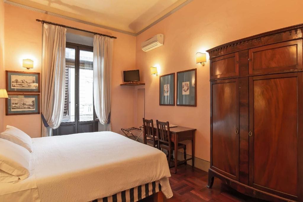 Deluxe Double Room room - Image 1