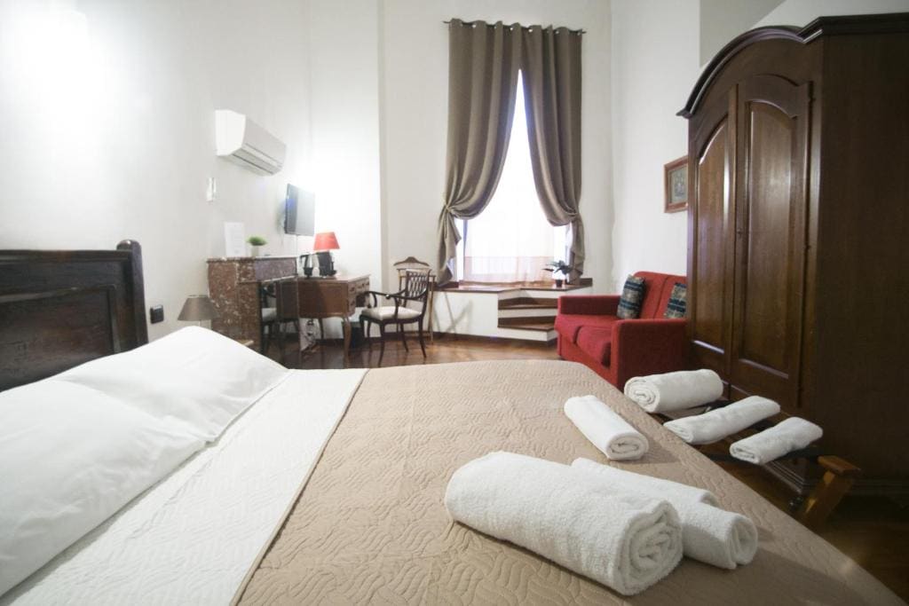Double Room room - Image 2