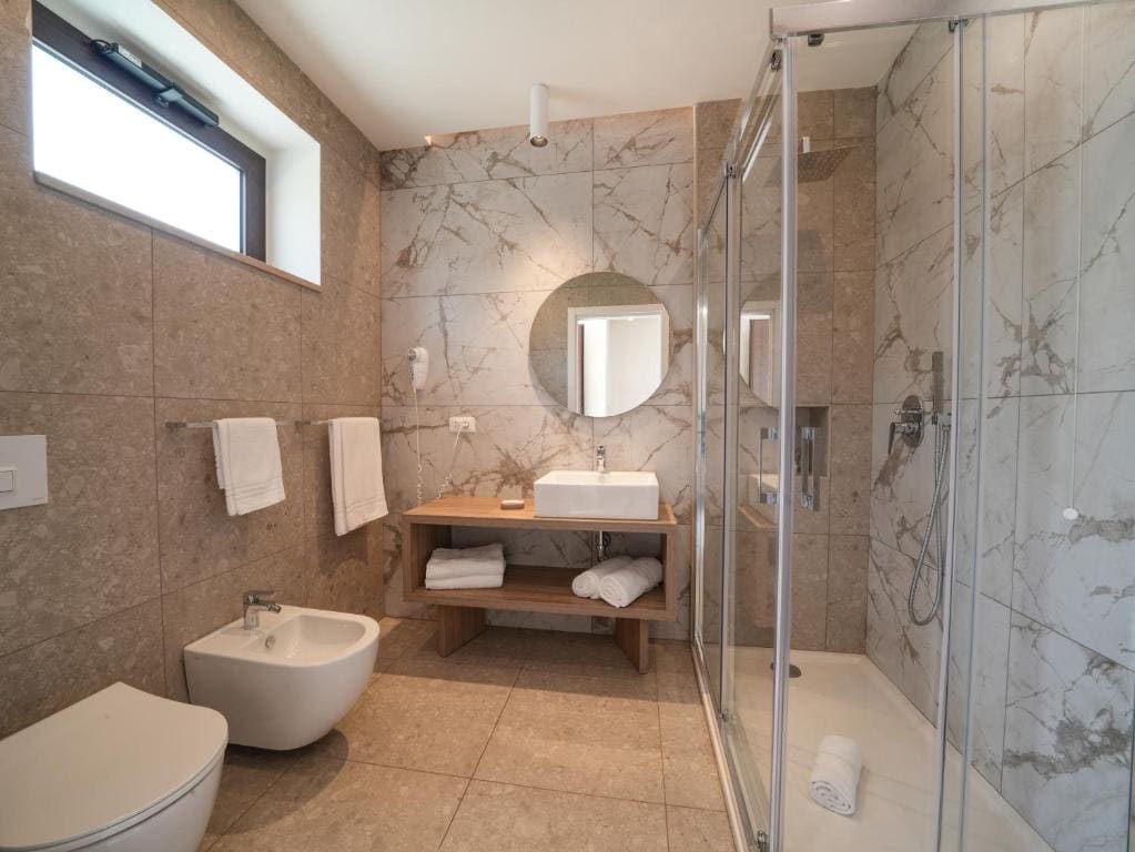 Superior Double Room with Sea View room - Image 1