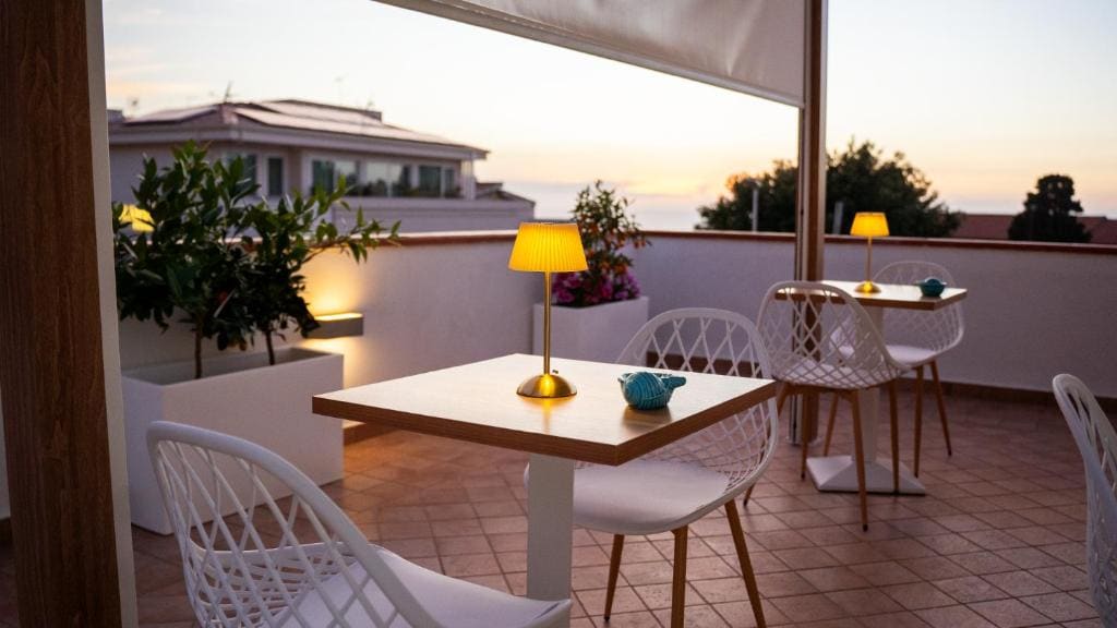 Family Room with Sea View room - Image 1