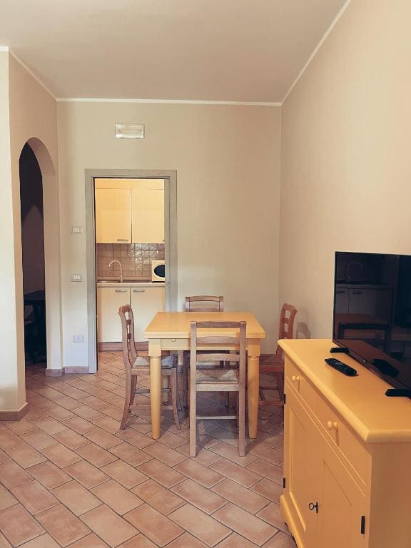 Apartment - Ground Floor room - Image 3