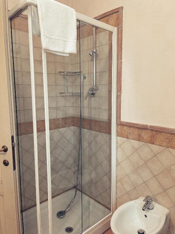 Apartment room - Image 1