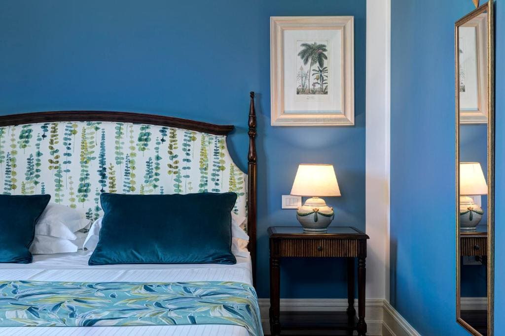 Double Deluxe Room with Balcony and Sea View room - Image 3