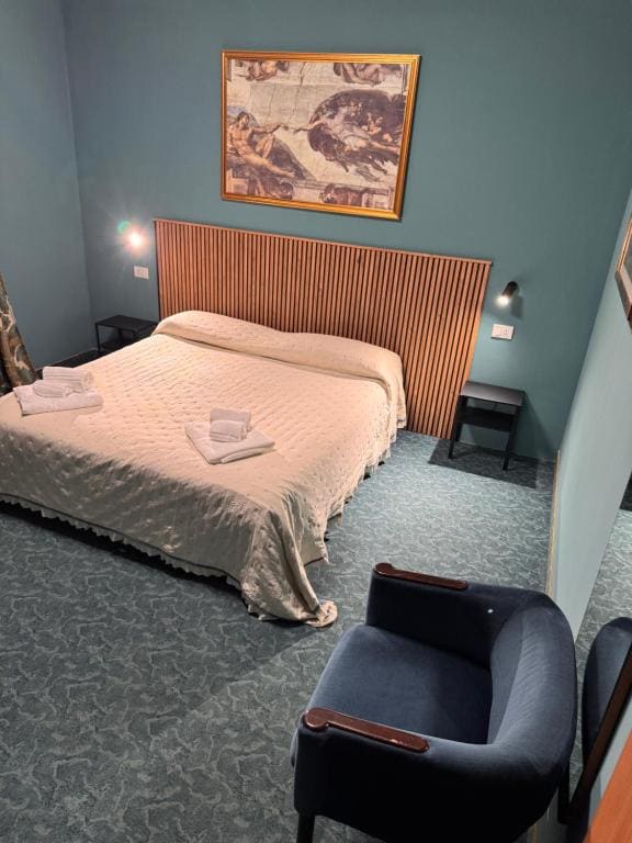 Basic Triple Room room - Image 3