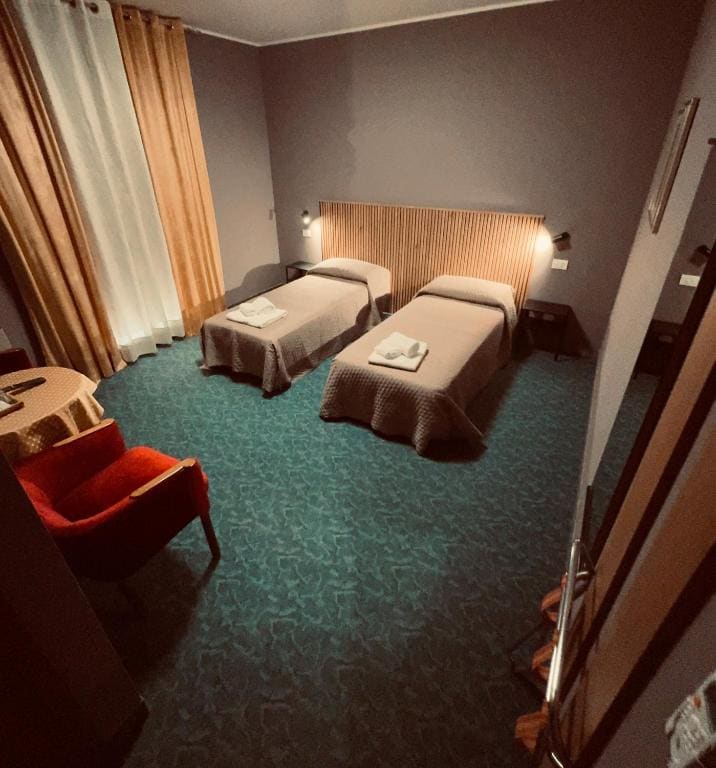 Twin Room room - Image 1