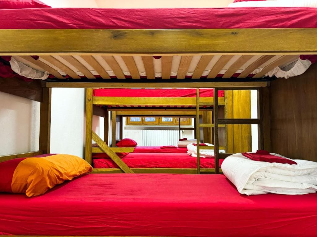 Bed in 10-Bed Mixed Dormitory Room room - Image 2