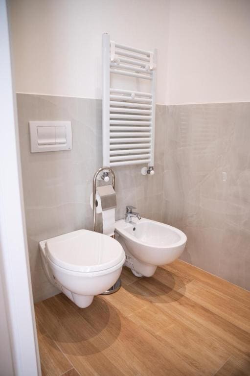 Double Room with Private Bathroom room - Image 3
