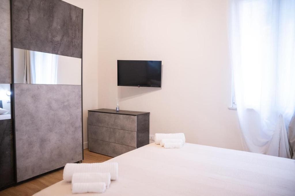Large Double Room room - Image 2