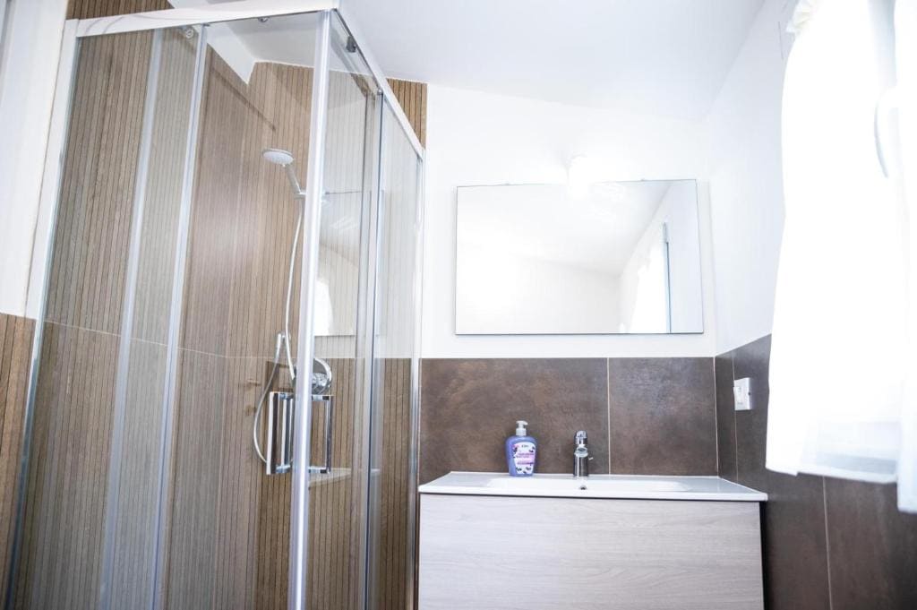 Superior Double Room room - Image 2