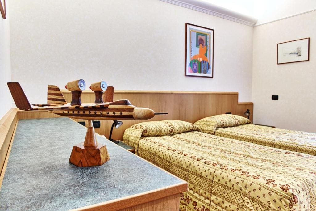 Twin Room room - Image 2