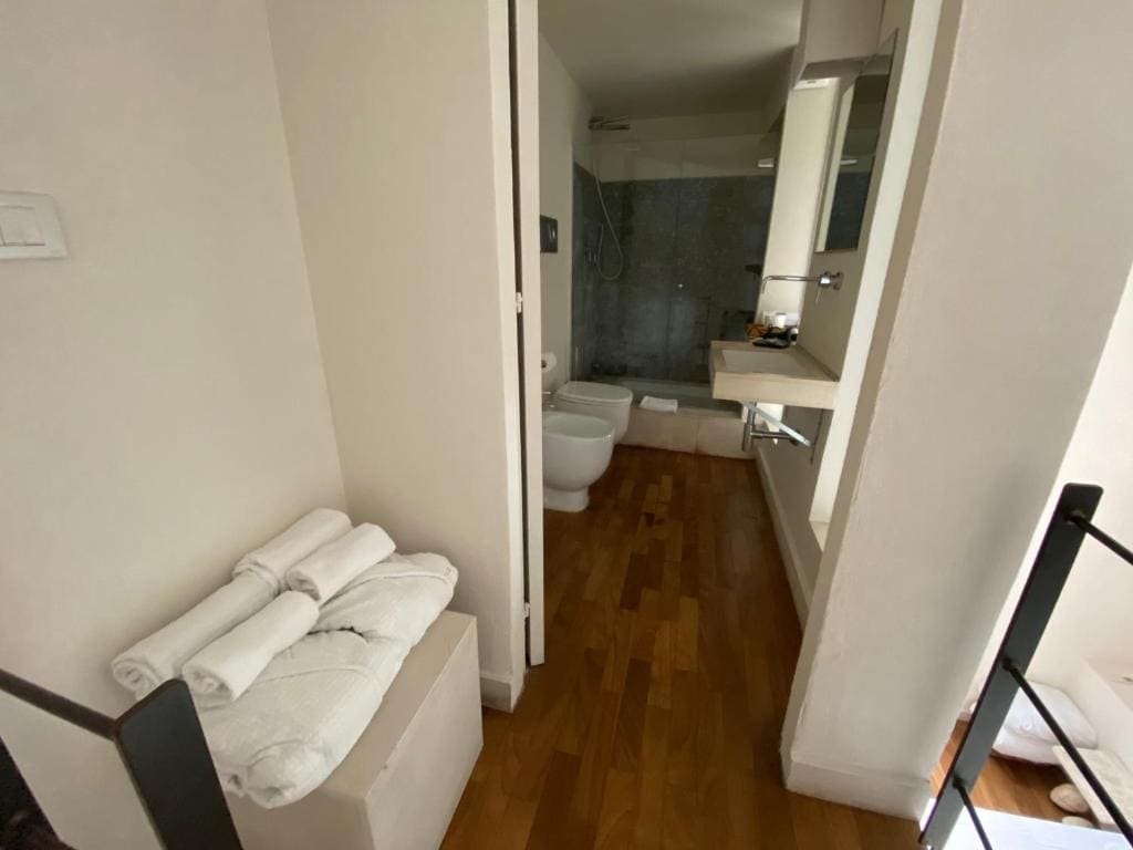 Comfort Triple Room room - Image 2