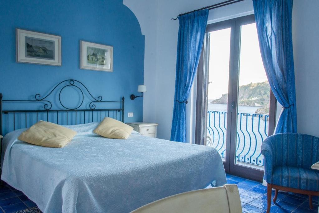 Suite room - Image 3