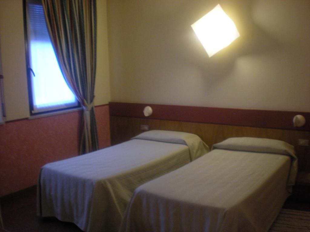 Double or Twin Room room - Image 1