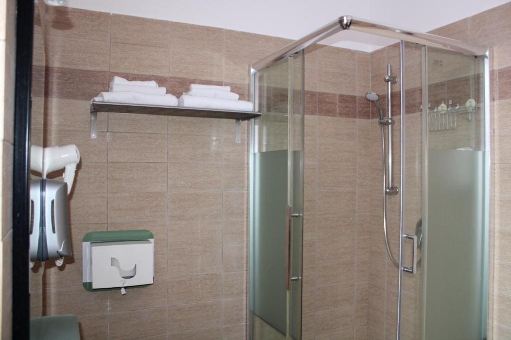 Double or Twin Room with Private Bathroom room - Image 1