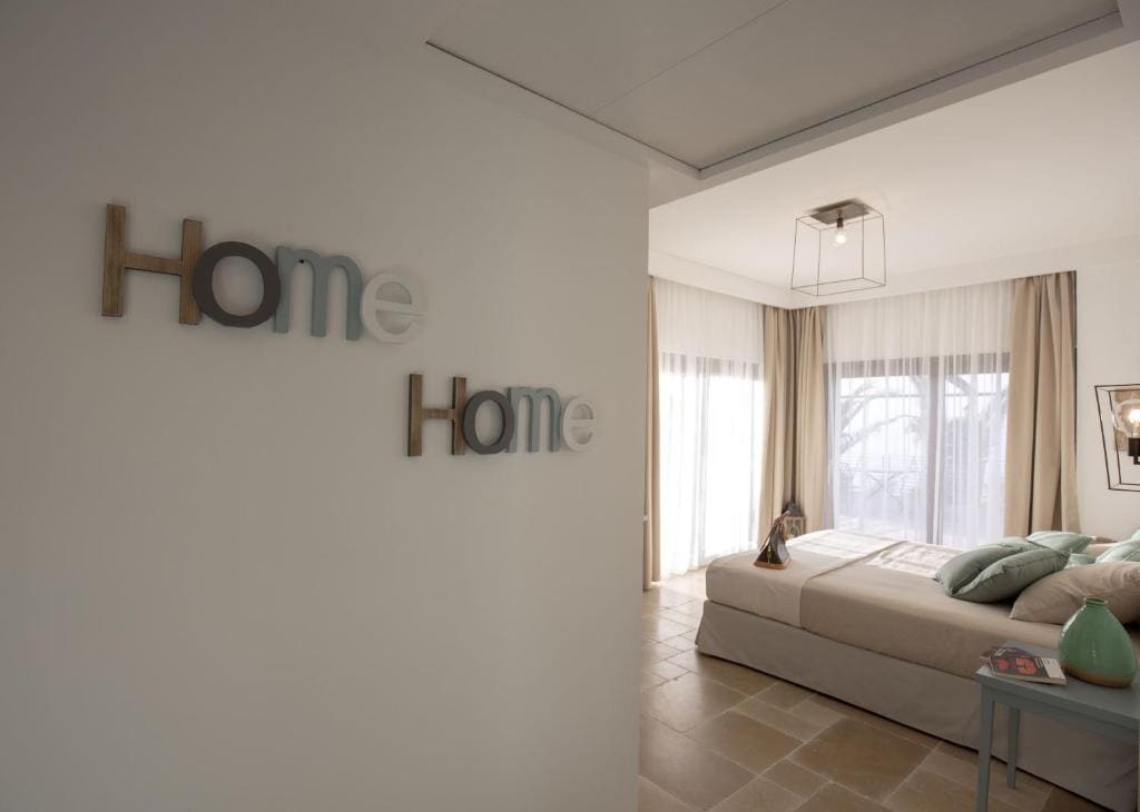 Junior Suite with Sea View room - Image 3