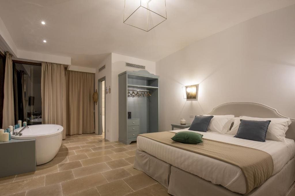 Superior Queen Room room - Image 1